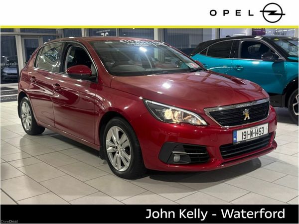 Peugeot 308 Hatchback, Diesel, 2019, Red