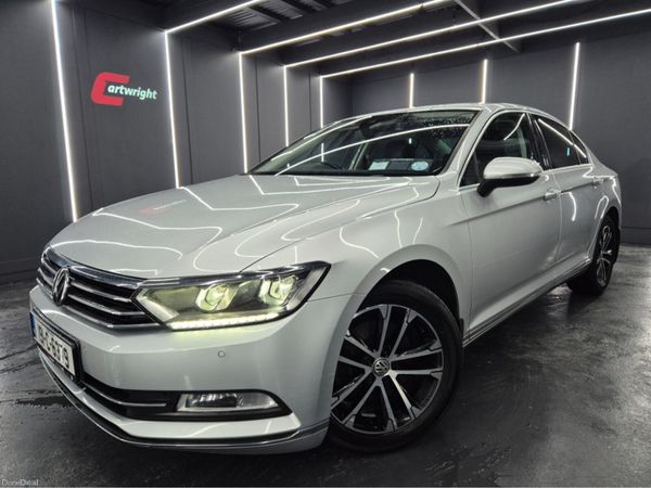 Volkswagen Passat Saloon, Diesel, 2019, Grey