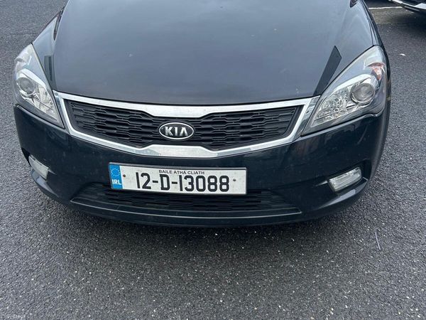 Kia Ceed MPV, Diesel, 2012, Black