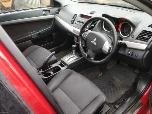 Mitsubishi Lancer Saloon, Petrol, 2009, Red