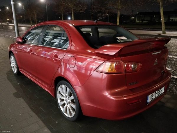 Mitsubishi Lancer Saloon, Petrol, 2009, Red