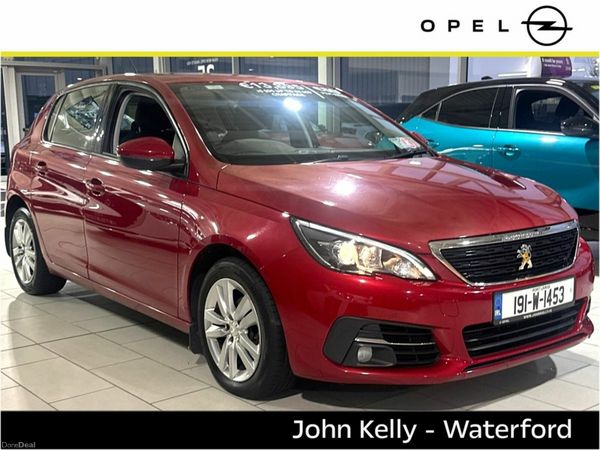 Peugeot 308 Hatchback, Diesel, 2019, Red