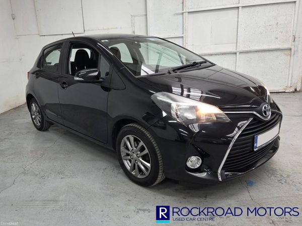 Toyota Yaris Hatchback, Petrol, 2016, Black