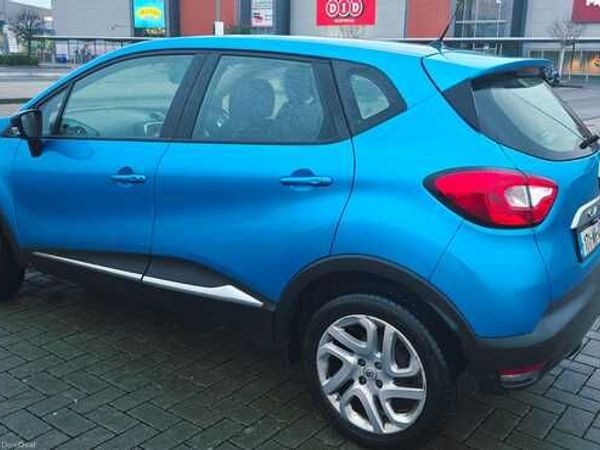 Renault Captur Hatchback, Petrol, 2017, Blue