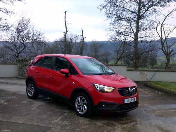 Vauxhall Crossland X Hatchback, Diesel, 2018, Red