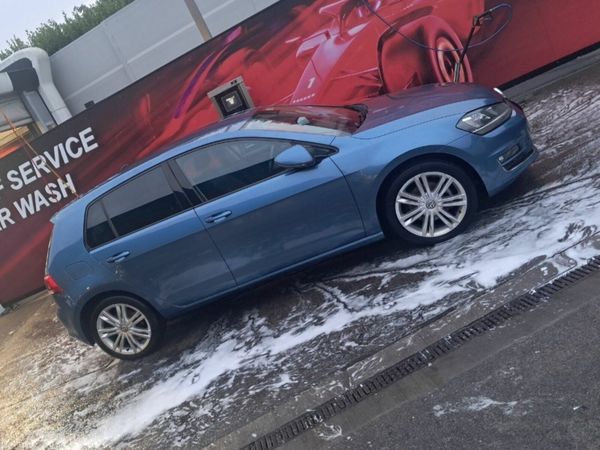 Volkswagen Golf Hatchback, Petrol, 2013, Blue