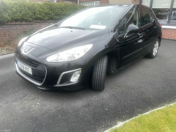 Peugeot 308 MPV, Diesel, 2013, Black