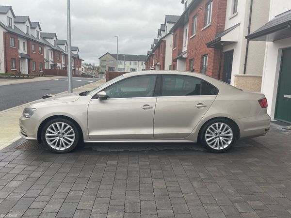 Volkswagen Jetta Saloon, Petrol, 2016, Silver