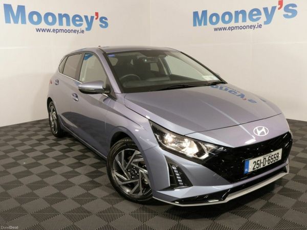Hyundai i20 Hatchback, Petrol, 2025, Blue