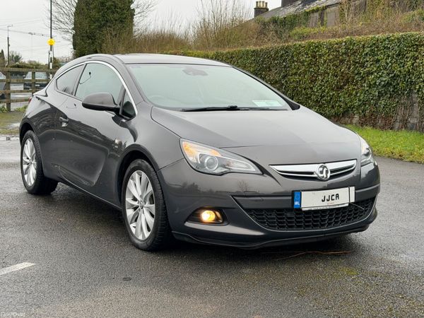 Vauxhall Astra Hatchback, Diesel, 2013, Grey