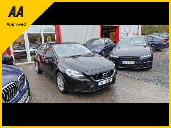 Volvo V40 Hatchback, Diesel, 2018, Black