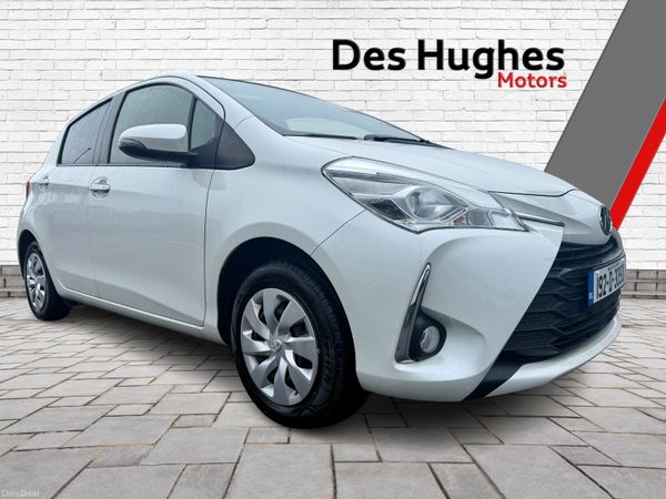 Toyota Yaris Hatchback, Petrol, 2019, White