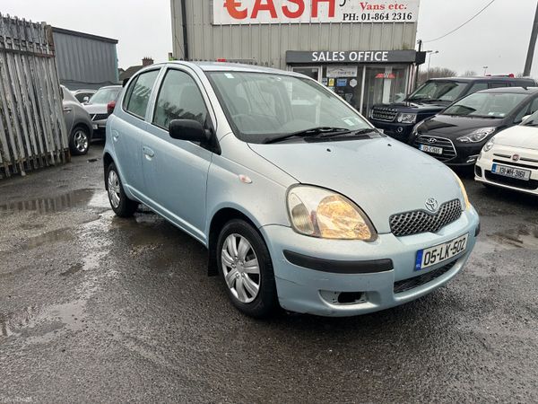 Toyota Yaris Hatchback, Petrol, 2005, Blue