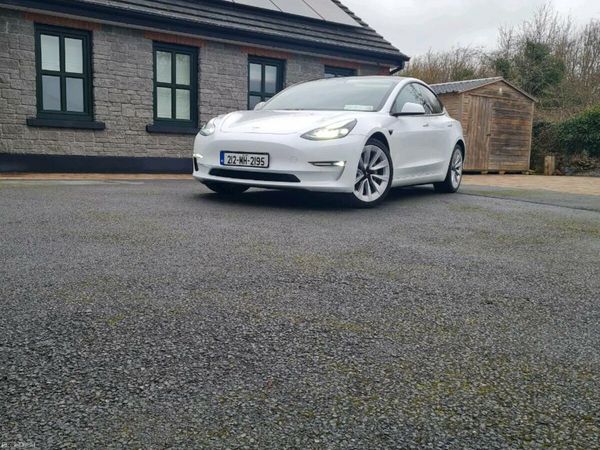 Tesla Model 3 Saloon, Electric, 2021, White