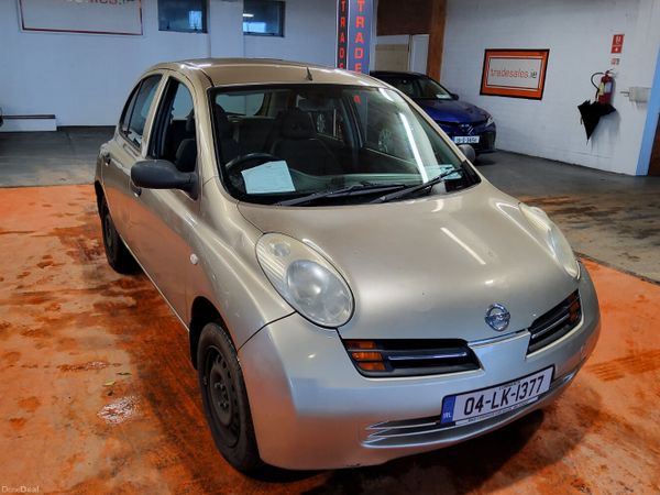 Nissan Micra Hatchback, Petrol, 2004, Gold