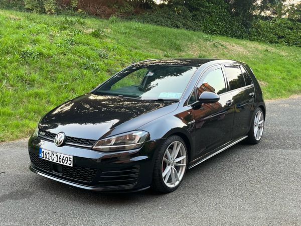 Volkswagen Golf Hatchback, Diesel, 2016, Black