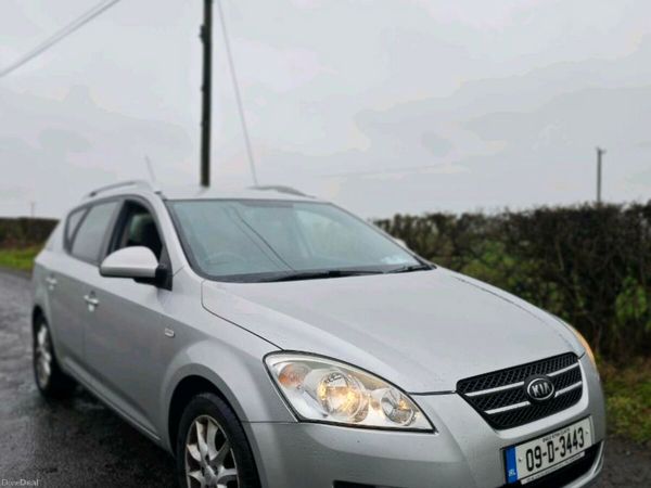Kia Ceed Estate, Diesel, 2009, Silver