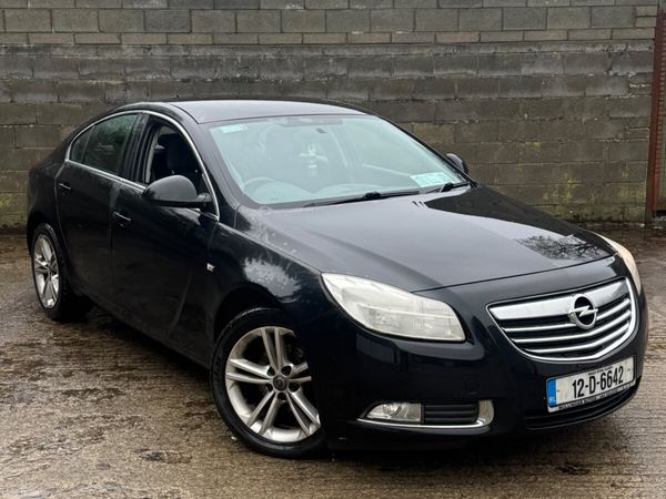 Opel Insignia MPV, Diesel, 2012, Black