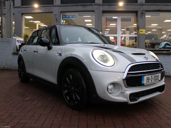 Mini Cooper Hatchback, Diesel, 2019, Silver