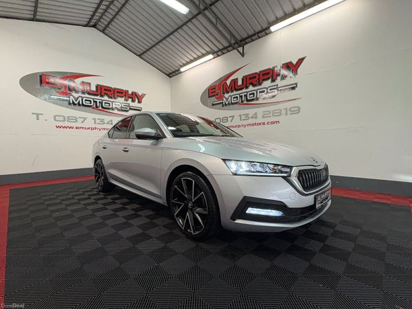 Skoda Octavia Hatchback, Diesel, 2023, Silver