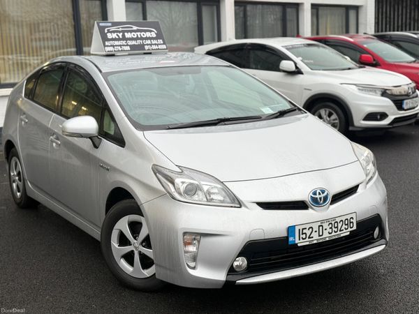Toyota Prius Hatchback, Petrol Hybrid, 2015, Silver