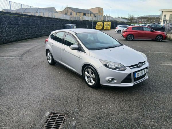 Ford Focus Hatchback, Diesel, 2012, Silver