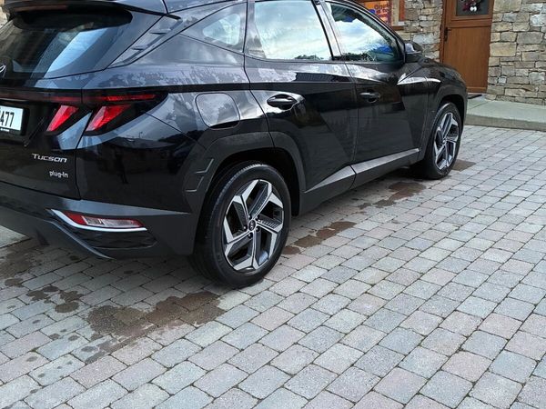 Hyundai Tucson SUV, Petrol Plug-in Hybrid, 2023, Black