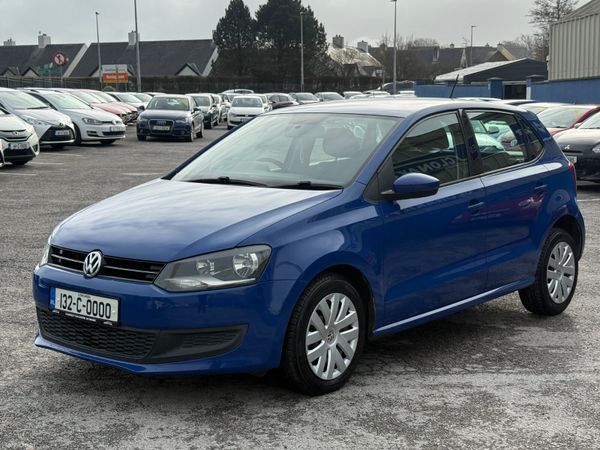 Volkswagen Polo Hatchback, Petrol, 2013, Blue