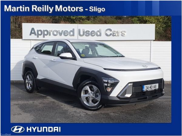 Hyundai KONA MPV, Petrol Hybrid, 2024, White