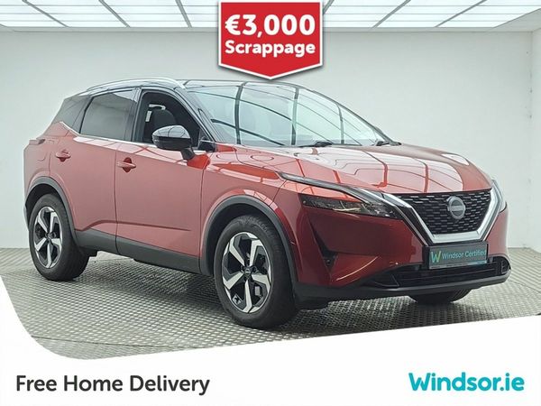 Nissan Qashqai MPV, Petrol, 2023, Red
