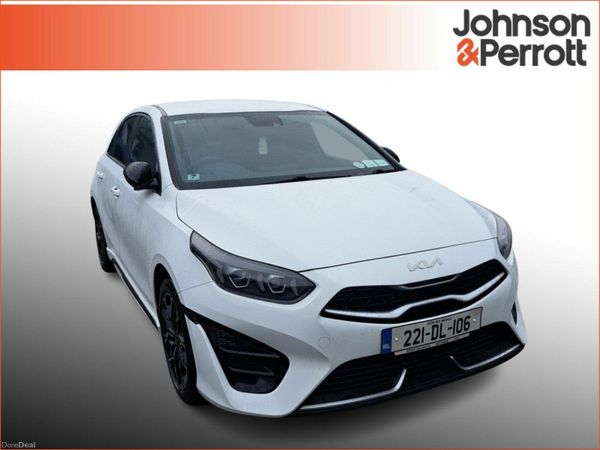 Kia Ceed Hatchback, Petrol, 2022, White