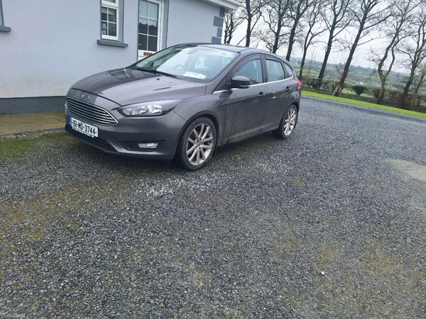 Ford Focus Hatchback, Diesel, 2016, Grey