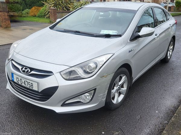Hyundai i40 Saloon, Diesel, 2012, Silver