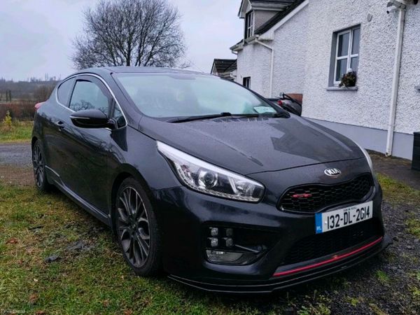 Kia Ceed Hatchback, Petrol, 2013, Black