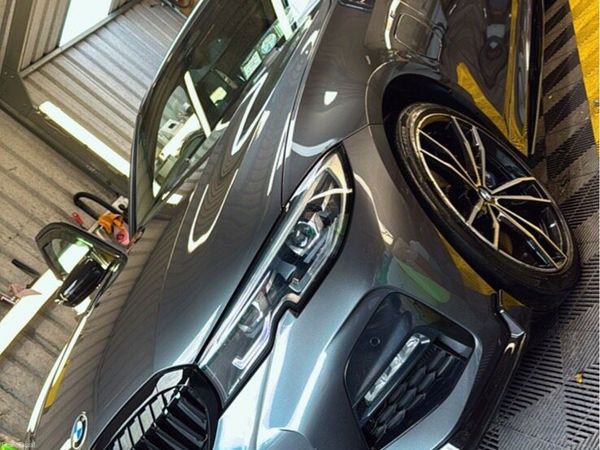 BMW 3-Series Saloon, Petrol Plug-in Hybrid, 2019, Grey