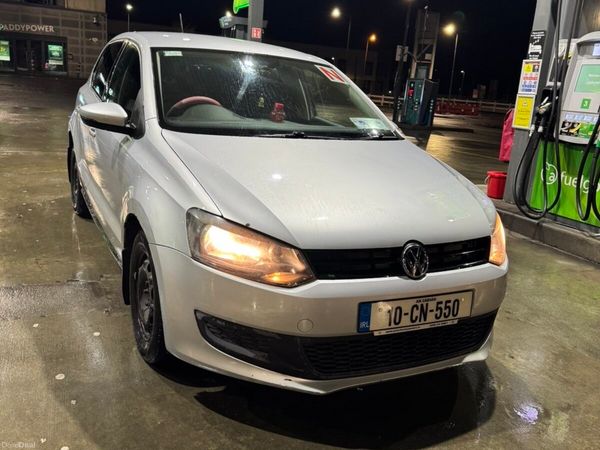Volkswagen Polo Hatchback, Petrol, 2010, Silver