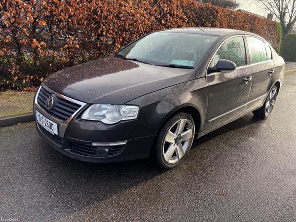 Volkswagen Passat Saloon, Diesel, 2010, Brown
