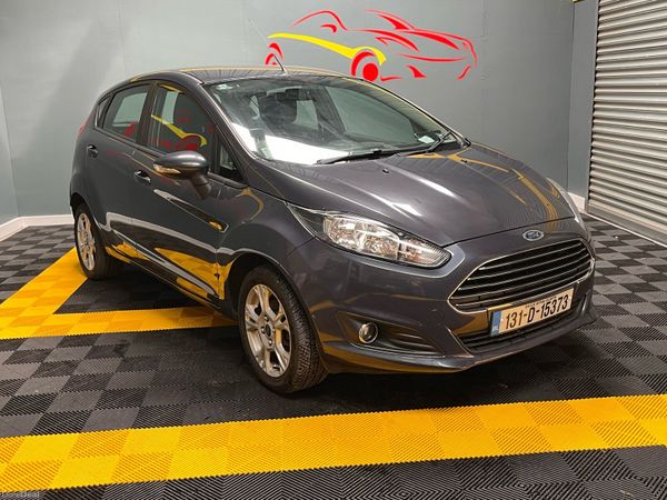 Ford Fiesta Hatchback, Petrol, 2013, Blue