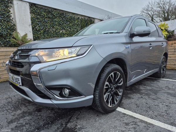 Mitsubishi Outlander Estate, Petrol Plug-in Hybrid, 2017, Grey