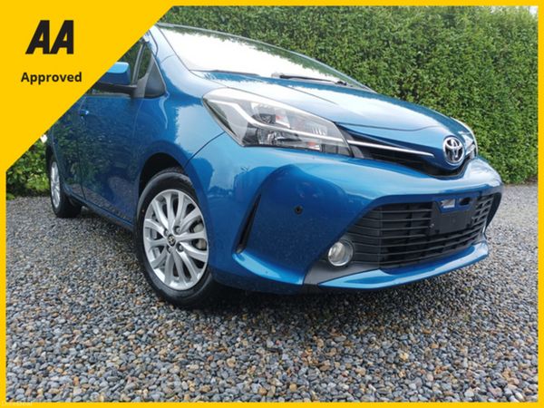 Toyota Yaris Hatchback, Petrol, 2016, Blue