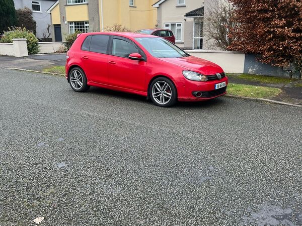 Volkswagen Golf Hatchback, Diesel, 2009, Red