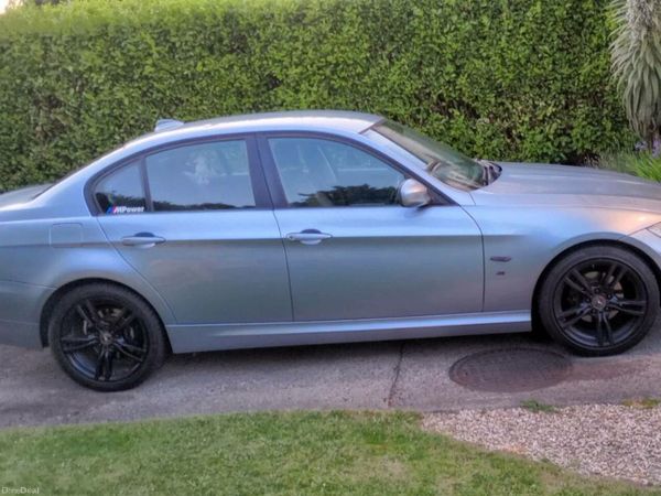BMW 3-Series Saloon, Diesel, 2009, Grey