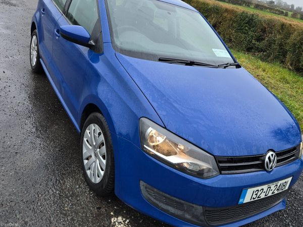 Volkswagen Polo Hatchback, Petrol, 2013, Blue