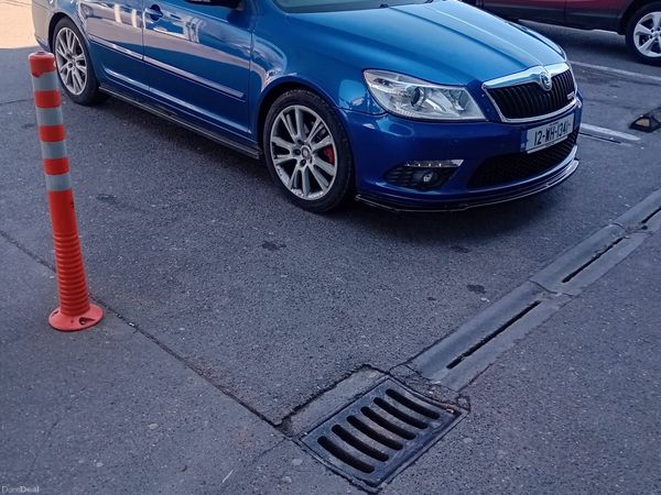 Skoda Octavia Saloon, Diesel, 2012, Blue