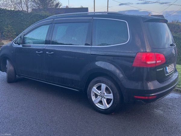 Volkswagen Sharan MPV, Petrol, 2011, Black