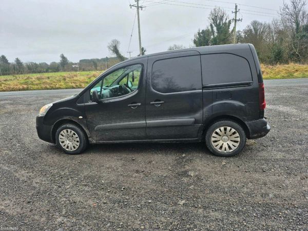 Citroen Berlingo MPV, Diesel, 2016, Black