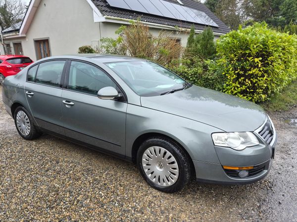 Volkswagen Passat Saloon, Diesel, 2008, Green