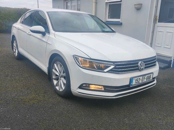 Volkswagen Passat Saloon, Diesel, 2015, White