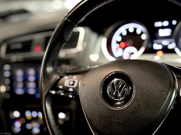 Volkswagen Golf Hatchback, Petrol, 2017, White