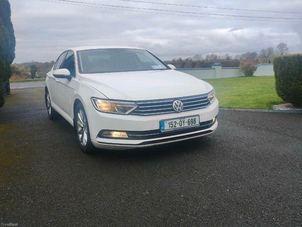 Volkswagen Passat Saloon, Diesel, 2015, White